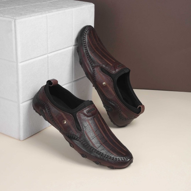 Mochi Men Brown Casual Loafers