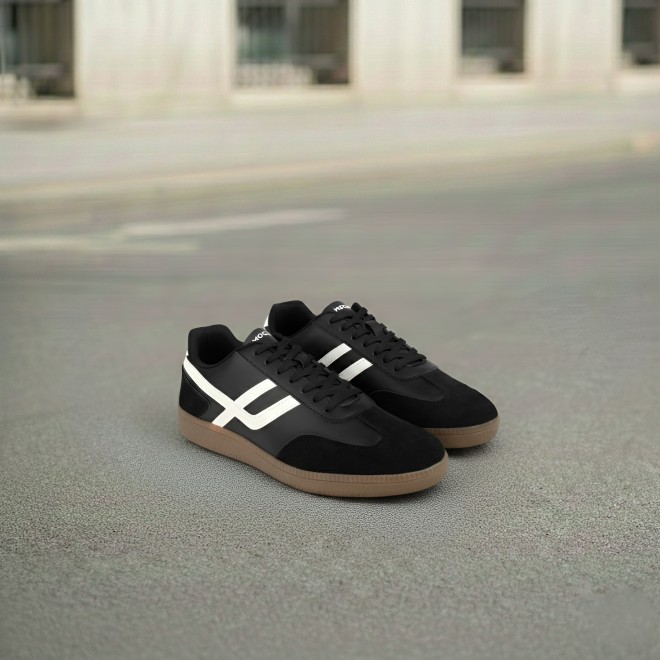 Mochi Men Black Casual Sneakers