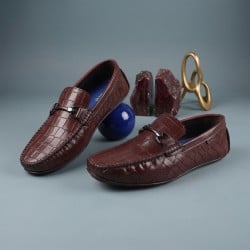 Mochi Men Maroon Casual Loafers