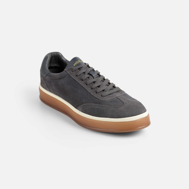 Mochi Men Grey Casual Sneakers (SKU: 71-480-14-40)