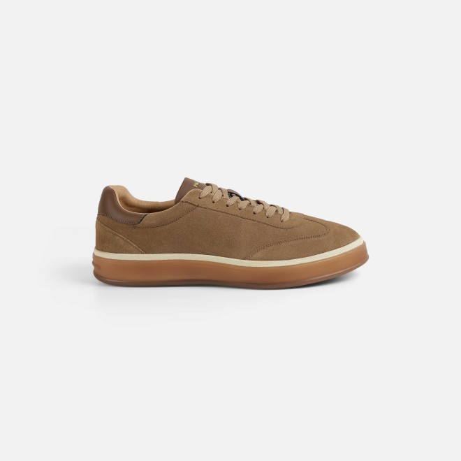 Mochi Men Brown Casual Sneakers (SKU: 71-480-12-40)