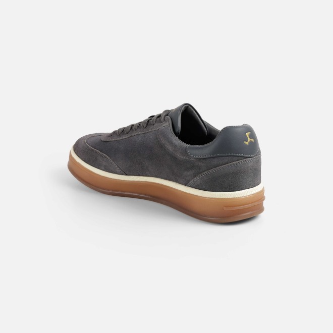 Mochi Men Grey Casual Sneakers (SKU: 71-480-14-40)