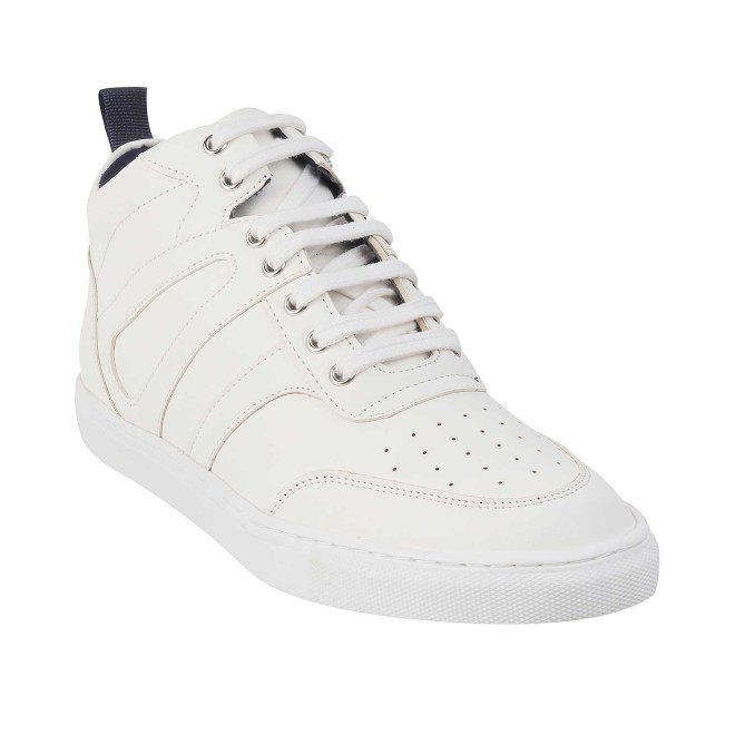 Mochi Men White Casual Sneakers (SKU: 71-9054-16-41)