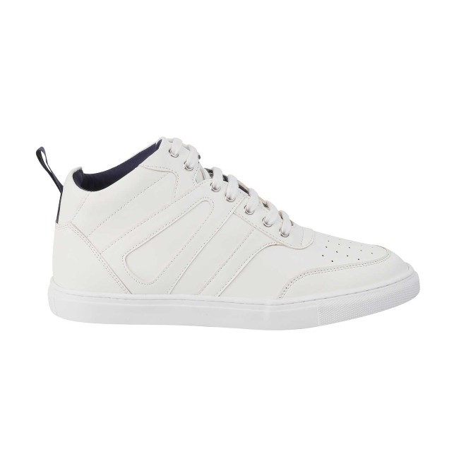 Mochi Men White Casual Sneakers (SKU: 71-9054-16-41)