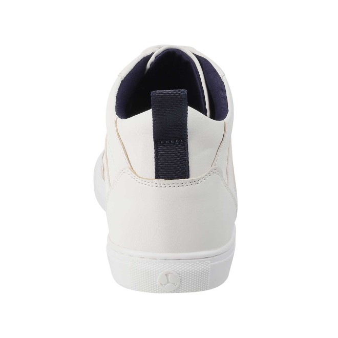 Mochi Men White Casual Sneakers (SKU: 71-9054-16-41)