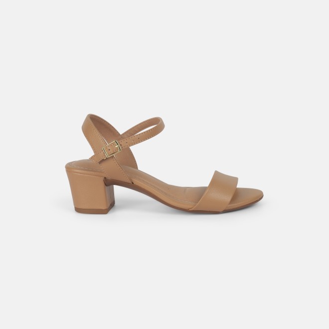 J.Fontini women Beige Casual Sandals (SKU: 75-124-20-36) J.Fontini women Beige Casual Sandals (SKU: 75-124-20-36)