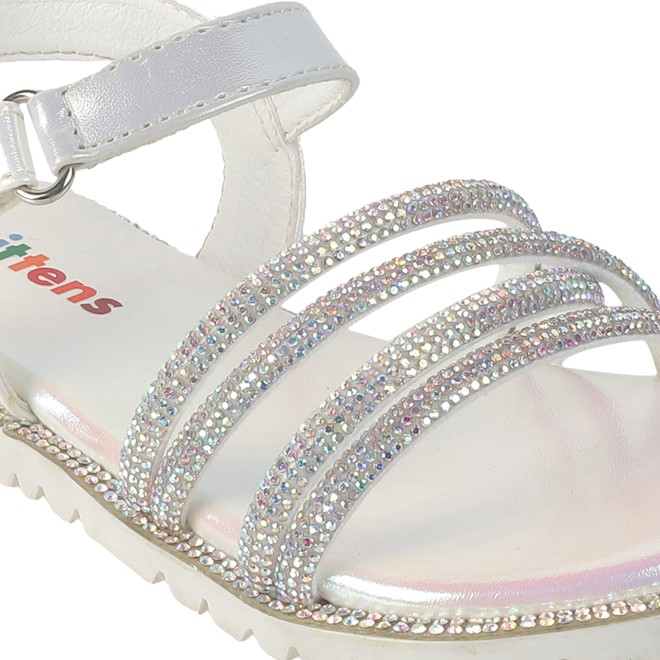 Kittens Girls White Casual Sandals (SKU: 78-5788-16-25)