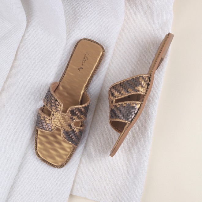Cheemo Women Antic-gold Ethnic Slip Ons