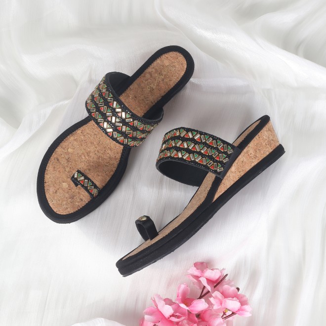 Cheemo Women Black Ethnic Slip Ons