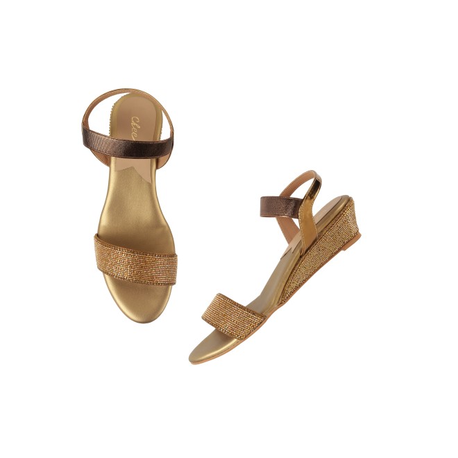 Cheemo Women Gold Casual Sandals (SKU: 92-177-15-36)