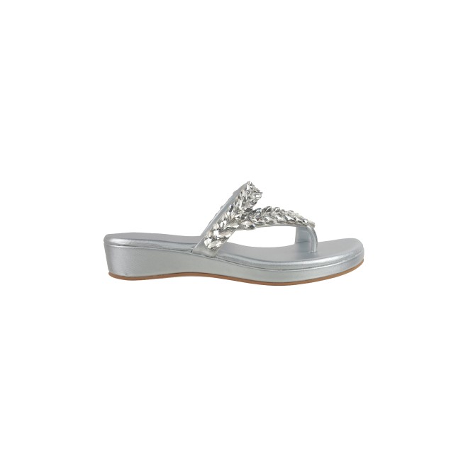 Cheemo Women Silver Ethnic Slip Ons (SKU: 92-182-27-36)