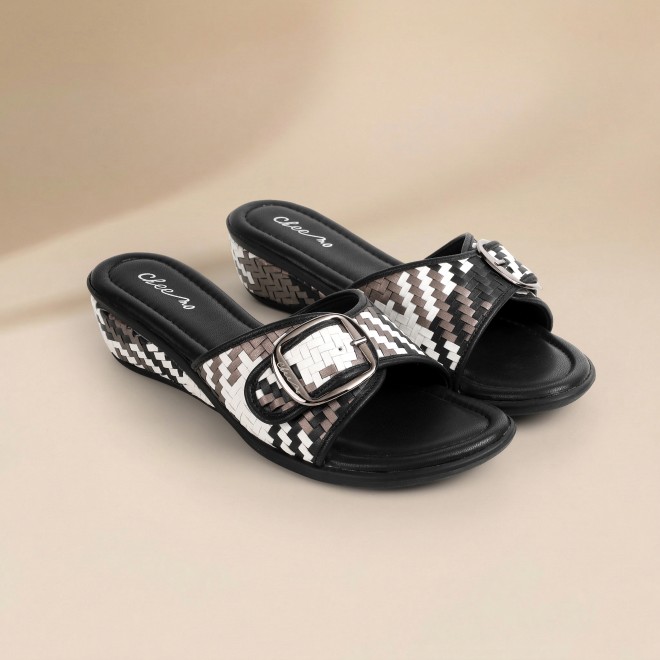 Cheemo Women Black Casual Slip Ons