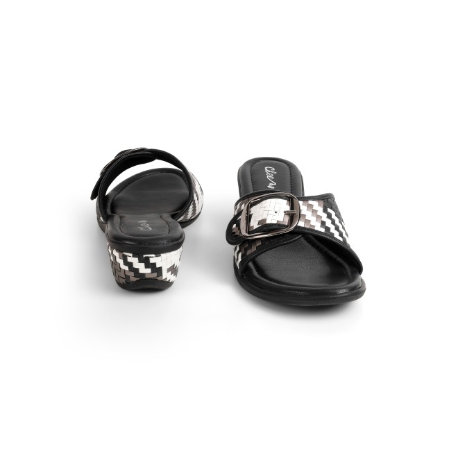 Cheemo Women Black Casual Slip Ons (SKU: 92-200-11-37)