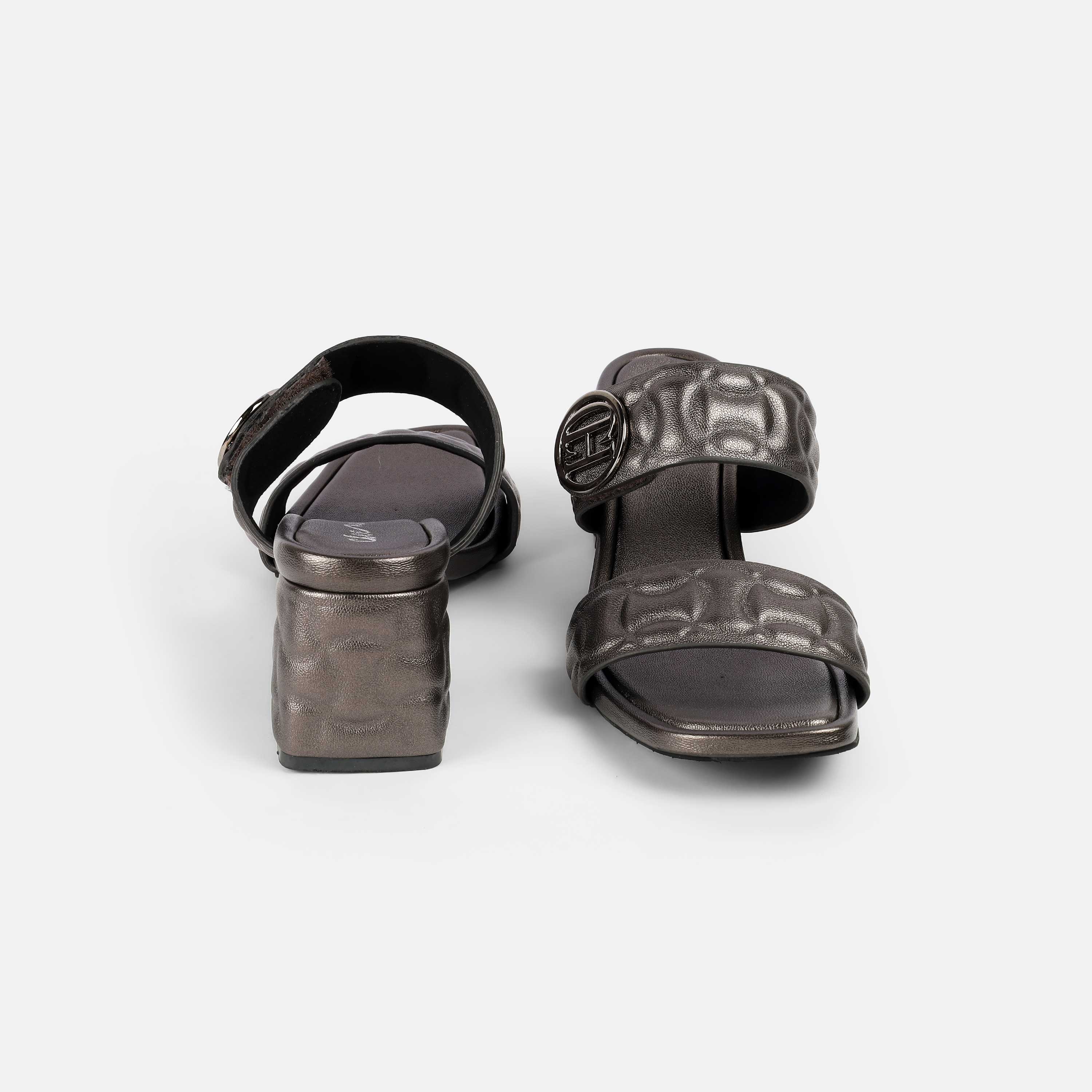 Cheemo Women Gun-metal Casual Slip Ons (SKU: 92-209-29-36)