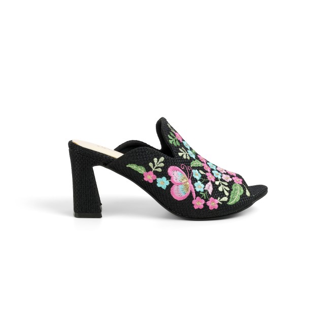 Cheemo Women Black Ethnic Slip Ons (SKU: 92-212-11-36)