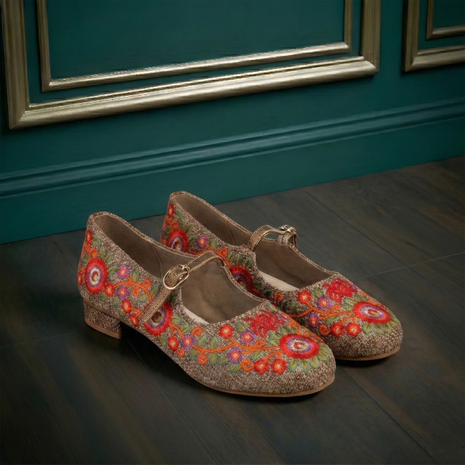 Cheemo Women Antic-gold Casual Ballerinas