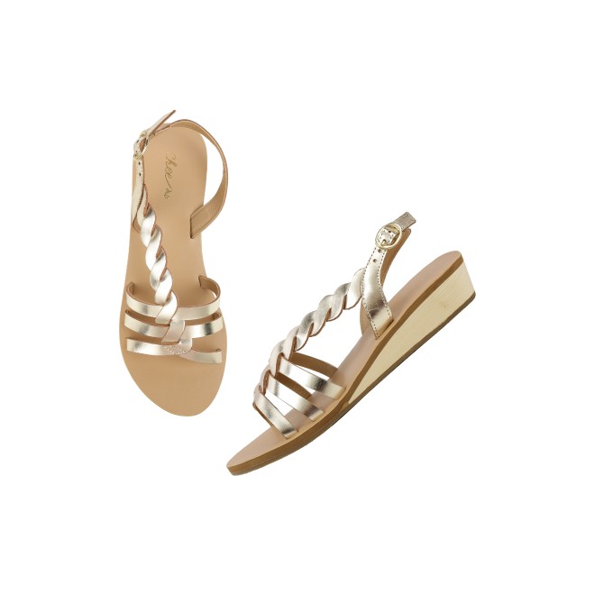 Cheemo Women Gold Casual Sandals (SKU: 92-227-15-39)