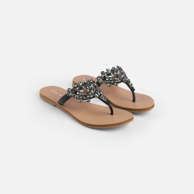 Cheemo Women Black Casual Slippers (SKU: 92-228-11-36)