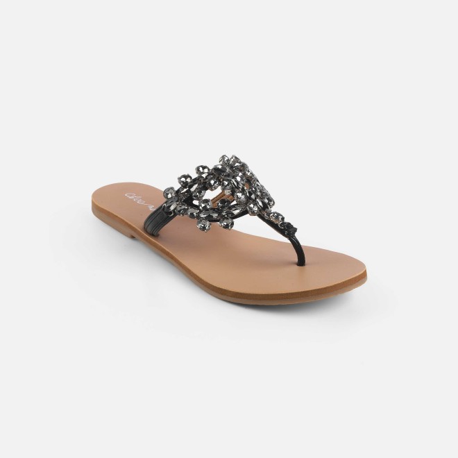 Cheemo Women Black Casual Slippers (SKU: 92-228-11-36)