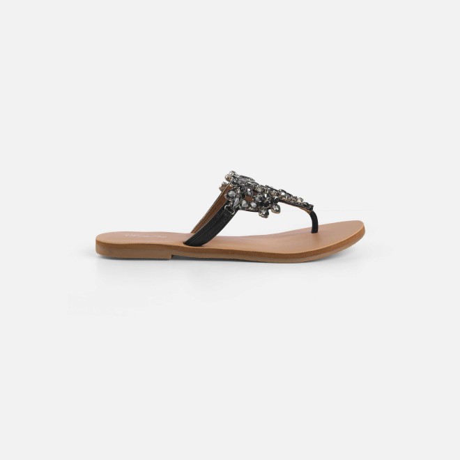 Cheemo Women Black Casual Slippers (SKU: 92-228-11-36)