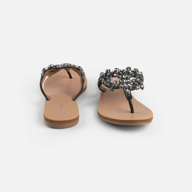 Cheemo Women Black Casual Slippers (SKU: 92-228-11-36)
