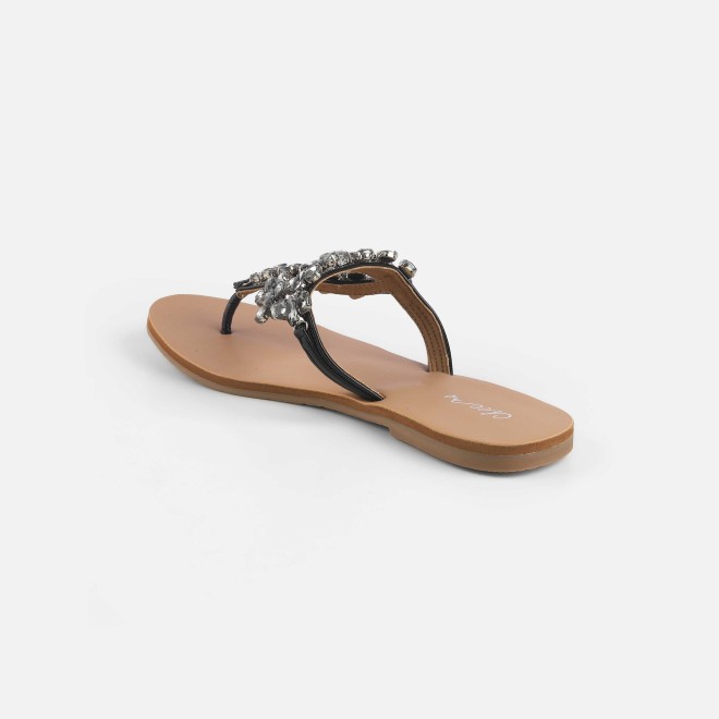 Cheemo Women Black Casual Slippers (SKU: 92-228-11-36)