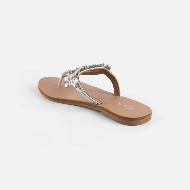 Cheemo Women Silver Casual Slippers (SKU: 92-228-27-37)
