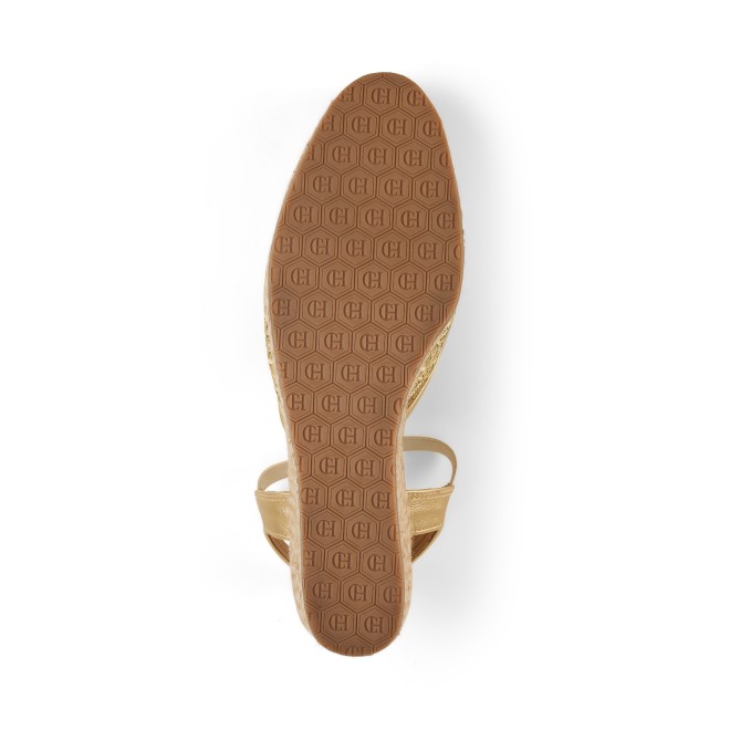 Cheemo Women Gold Casual Sandals (SKU: 92-234-15-38)