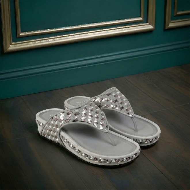 Cheemo Women Gun-metal Casual Slippers