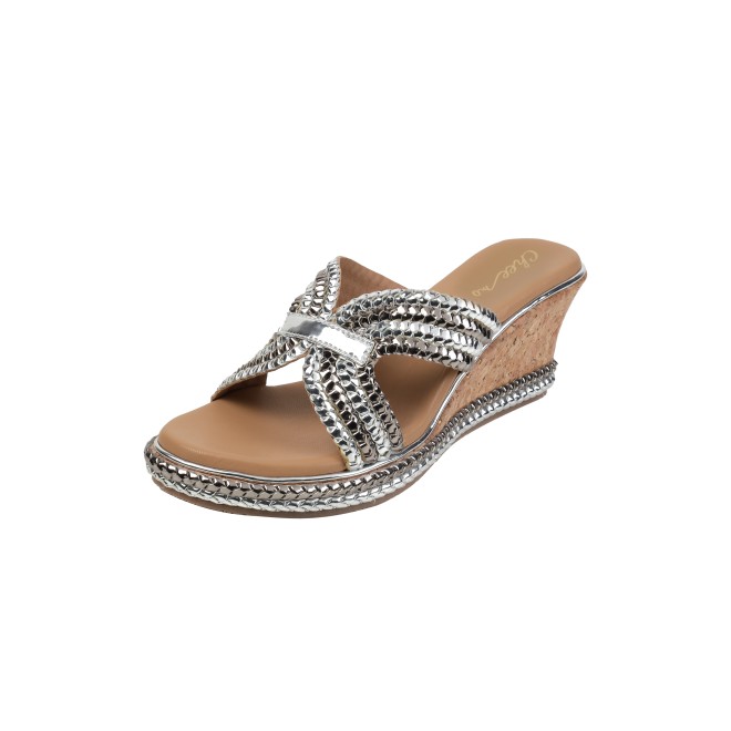 Cheemo Women Silver Ethnic Slip Ons (SKU: 92-255-27-37)