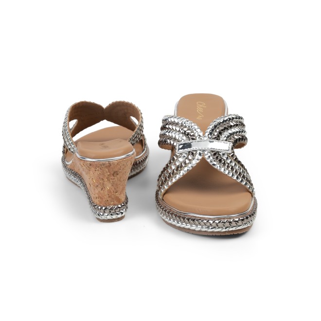 Cheemo Women Silver Ethnic Slip Ons (SKU: 92-255-27-37)