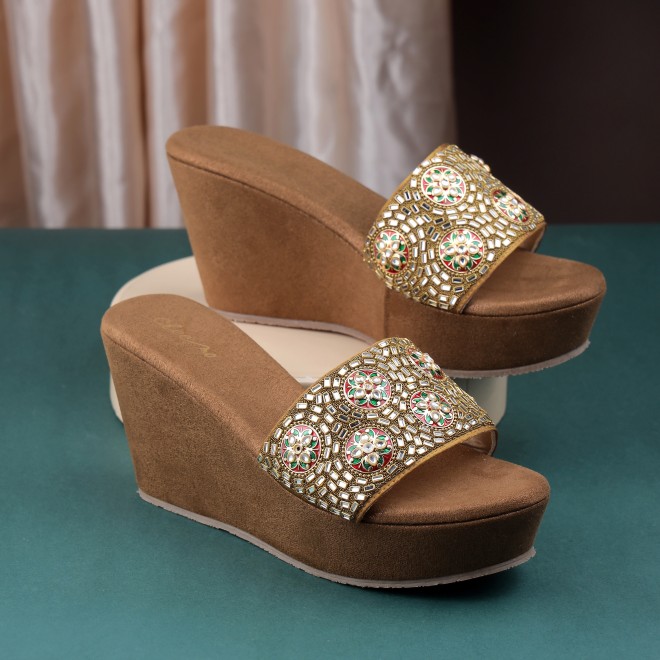 Cheemo Women Antic-gold Ethnic Slip Ons