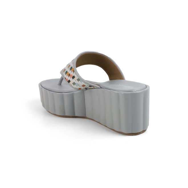Cheemo Women Off-white Casual Slippers (SKU: 92-263-66-37)