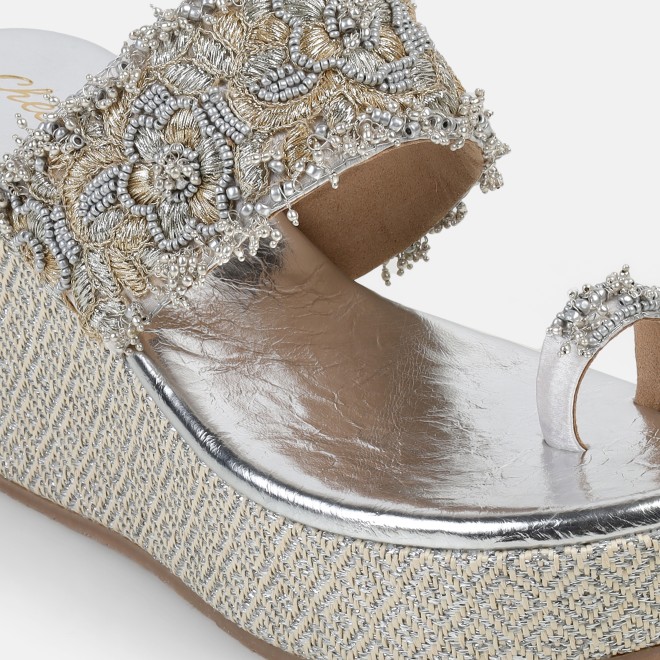 Cheemo Women Silver Ethnic Slip Ons (SKU: 92-264-27-38)