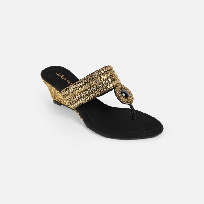 Cheemo Women Black Ethnic Slip Ons (SKU: 92-282-11-38)