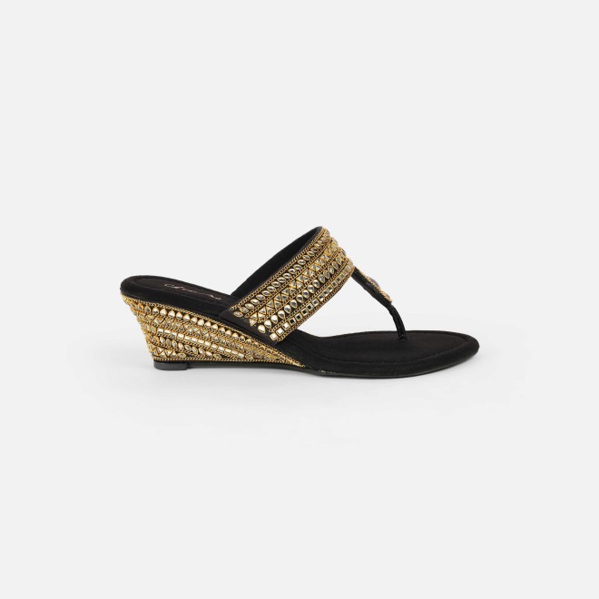 Cheemo Women Black Ethnic Slip Ons (SKU: 92-282-11-38)