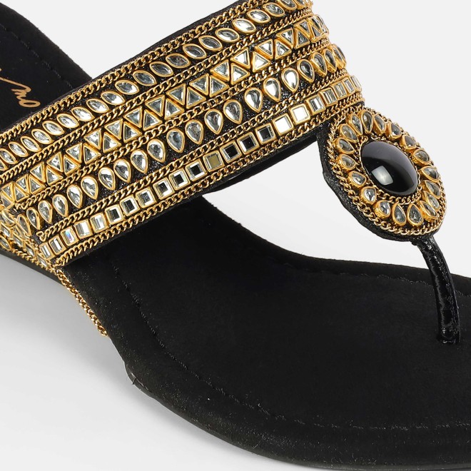 Cheemo Women Black Ethnic Slip Ons (SKU: 92-282-11-38)