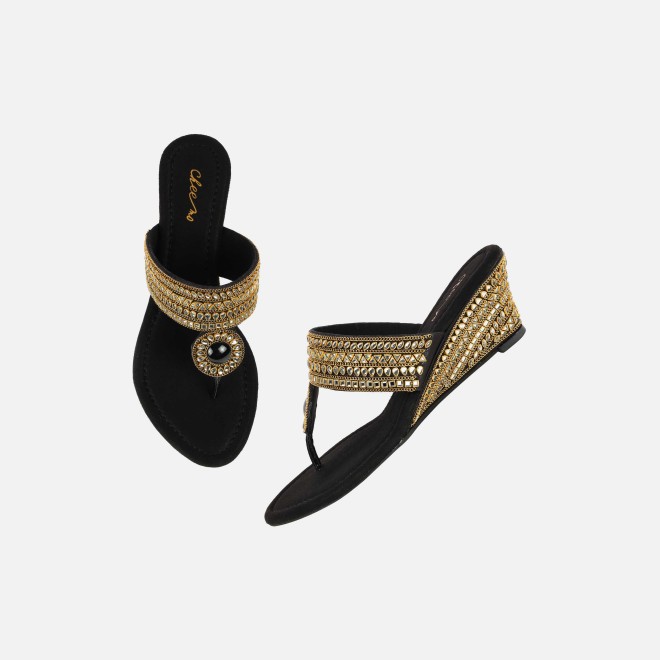 Cheemo Women Black Ethnic Slip Ons (SKU: 92-282-11-38)