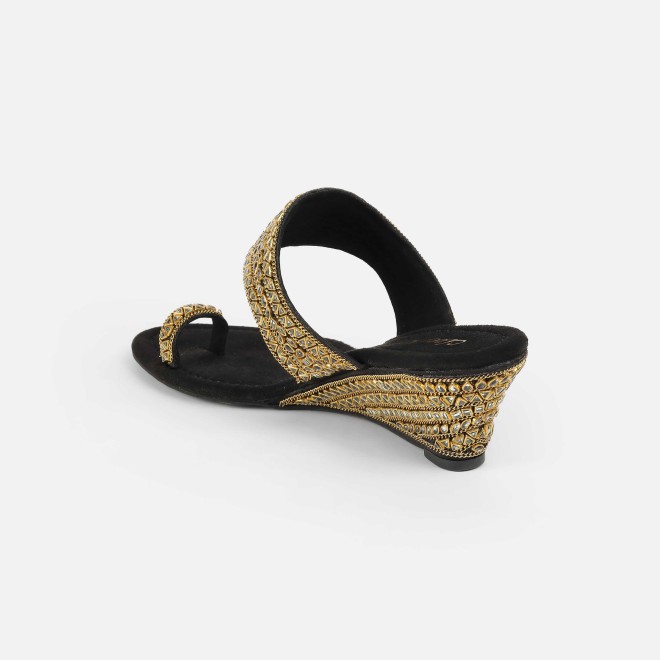 Cheemo Women Black Ethnic Slip Ons (SKU: 92-283-11-36)