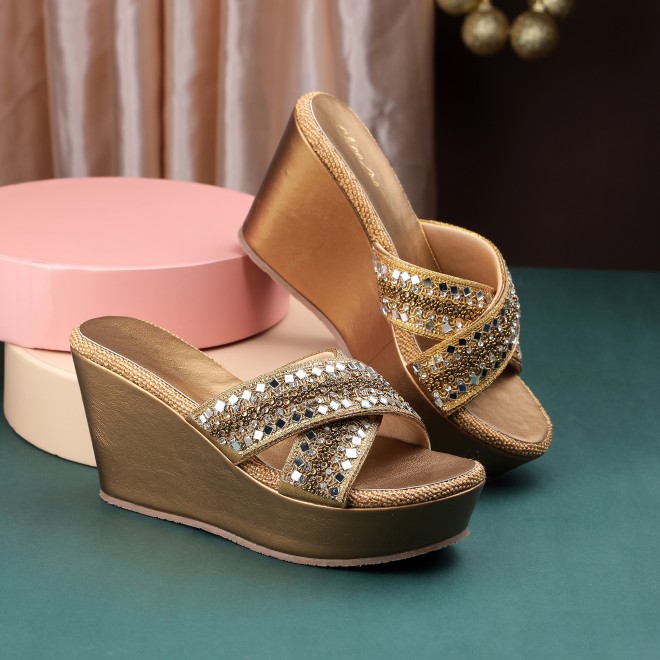 Cheemo Women Antic-gold Ethnic Slip Ons