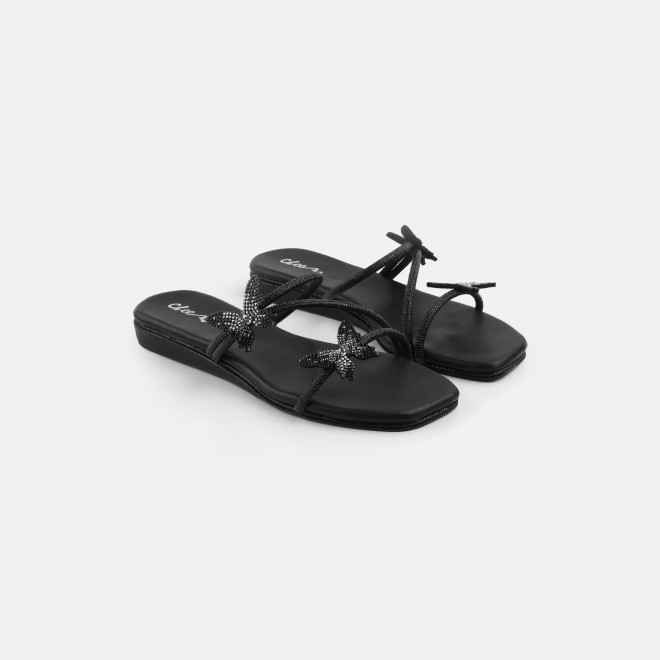 Cheemo Women Black Casual Slip Ons (SKU: 92-291-11-37)