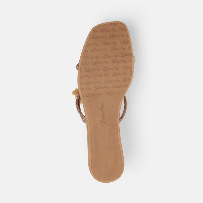 Cheemo Women Antic-gold Casual Slip Ons (SKU: 92-291-28-36)