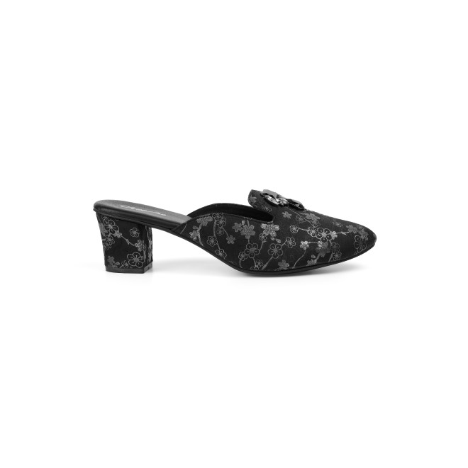 Cheemo Women Black Ethnic Slip Ons (SKU: 92-302-11-38)
