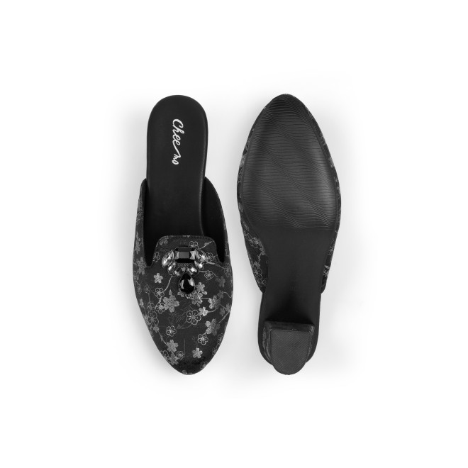 Cheemo Women Black Ethnic Slip Ons (SKU: 92-302-11-38)