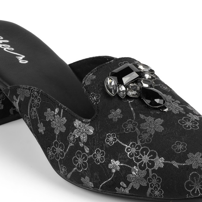 Cheemo Women Black Ethnic Slip Ons (SKU: 92-302-11-38)