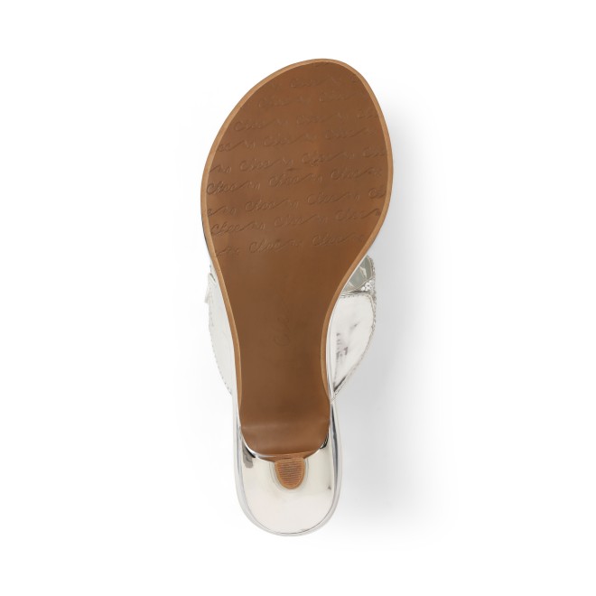 Cheemo Women Silver Ethnic Slip Ons (SKU: 92-314-27-39)