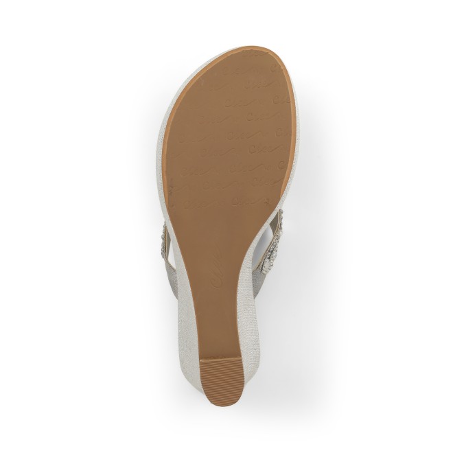 Cheemo Women Silver Ethnic Slip Ons (SKU: 92-316-27-37)
