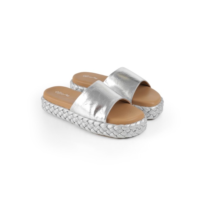 Cheemo Women Silver Casual Slip Ons (SKU: 92-317-27-38)
