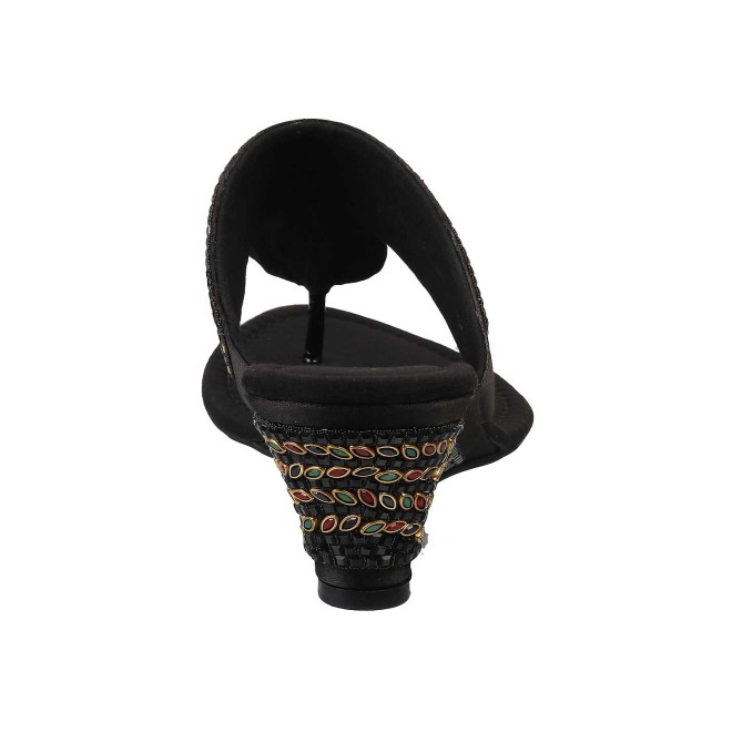 Cheemo Women Black Ethnic Slip Ons (SKU: 92-70-11-37)